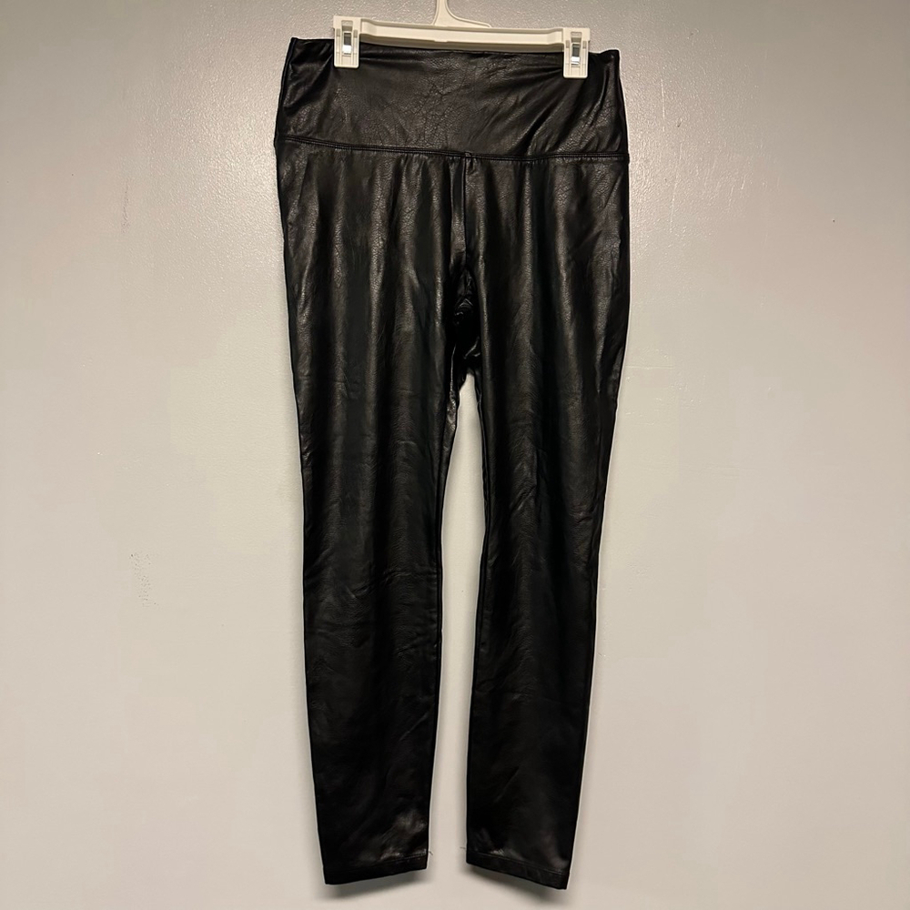 LYSSÉ Black Faux Leather Leggings women’s large pull on pants skinny trousers